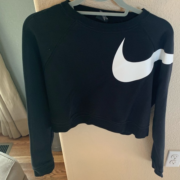 Nike crop dri fit sweatshirt - Picture 1 of 2